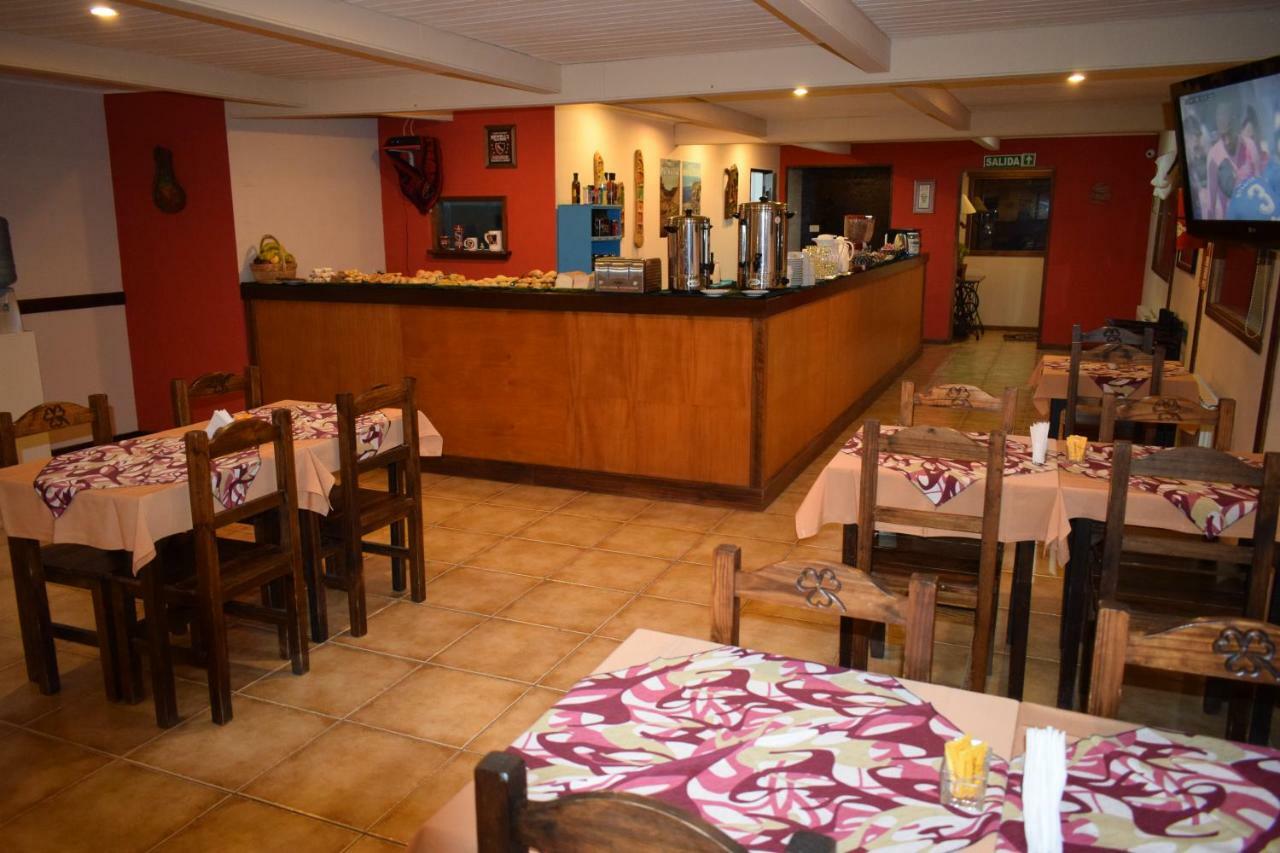 Hotel Mora Los Antiguos Exterior foto